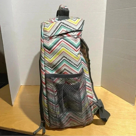 Thirty One Party Punch Backpack Sling Camera Diaper Bag One Shoulder Chevron - Picture 4 of 13